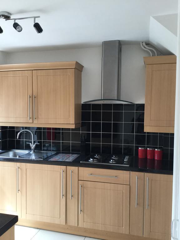 4 Bed House Next To Basildon Town Centre Villa Dış mekan fotoğraf