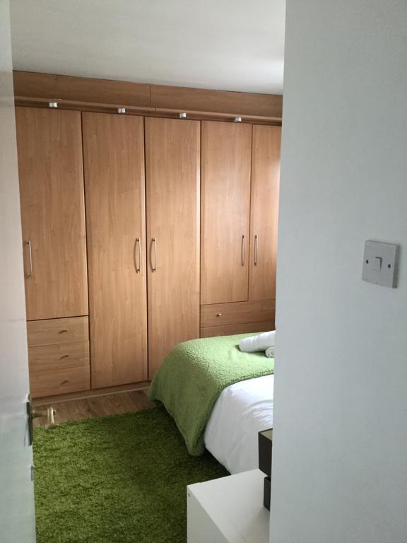 4 Bed House Next To Basildon Town Centre Villa Dış mekan fotoğraf