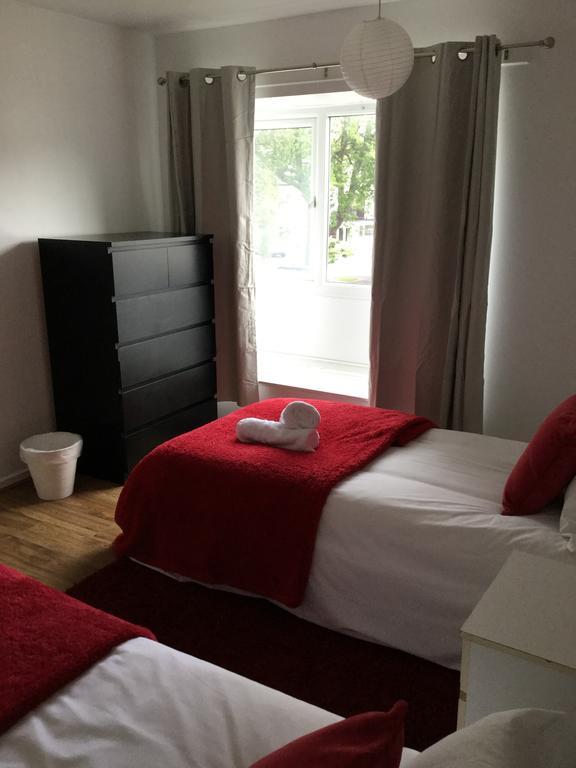4 Bed House Next To Basildon Town Centre Villa Dış mekan fotoğraf